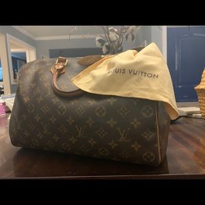 LV Authentic Speedy 35 for trade.